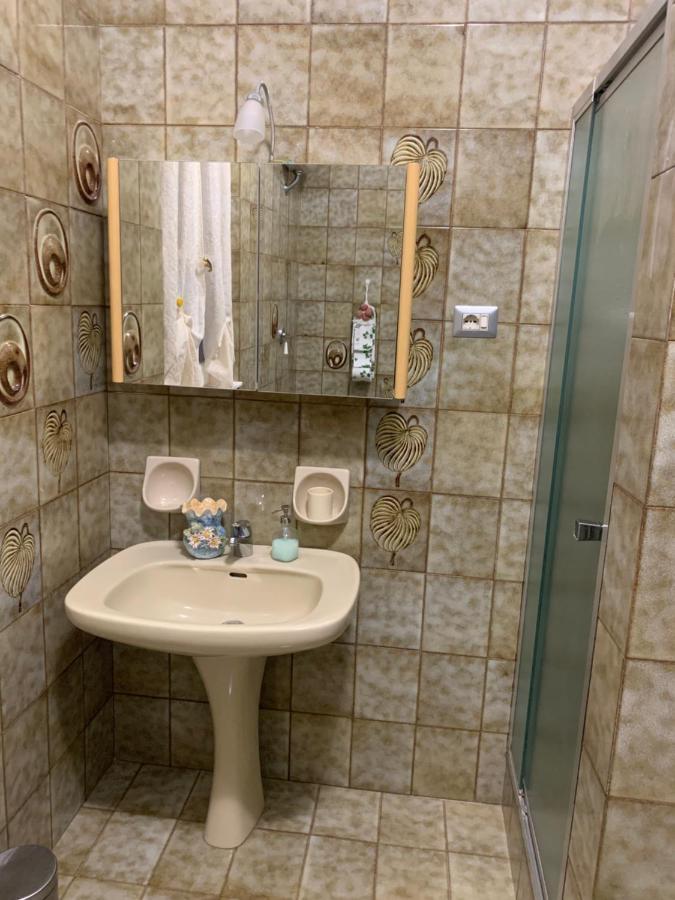 La Casa Dei Due Aranci Villa Albisola Superiore Kültér fotó