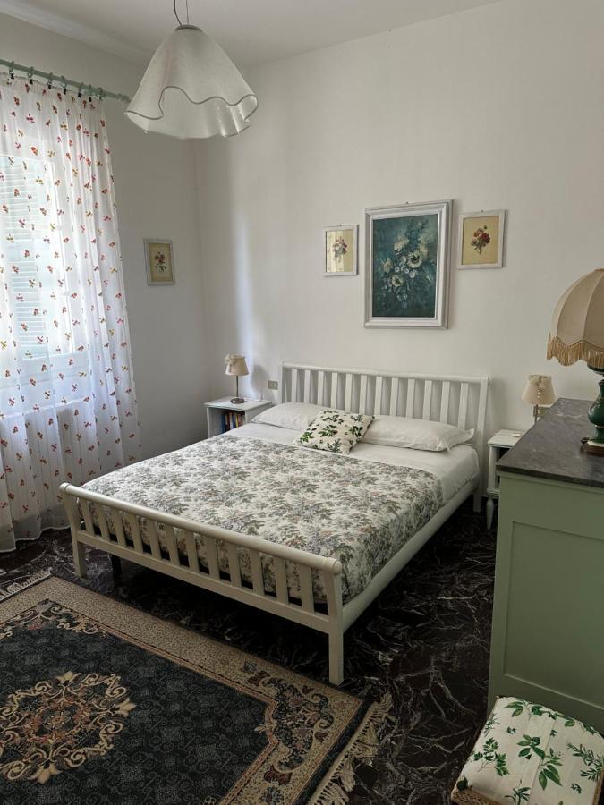 La Casa Dei Due Aranci Villa Albisola Superiore Kültér fotó