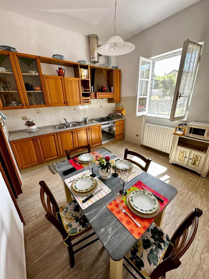 La Casa Dei Due Aranci Villa Albisola Superiore Kültér fotó