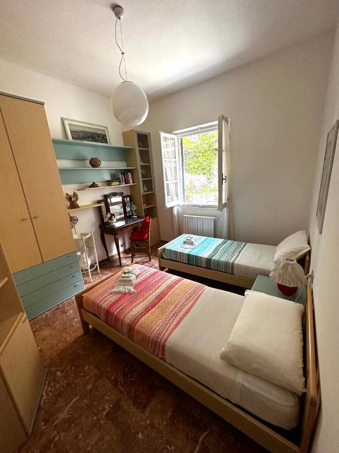La Casa Dei Due Aranci Villa Albisola Superiore Kültér fotó