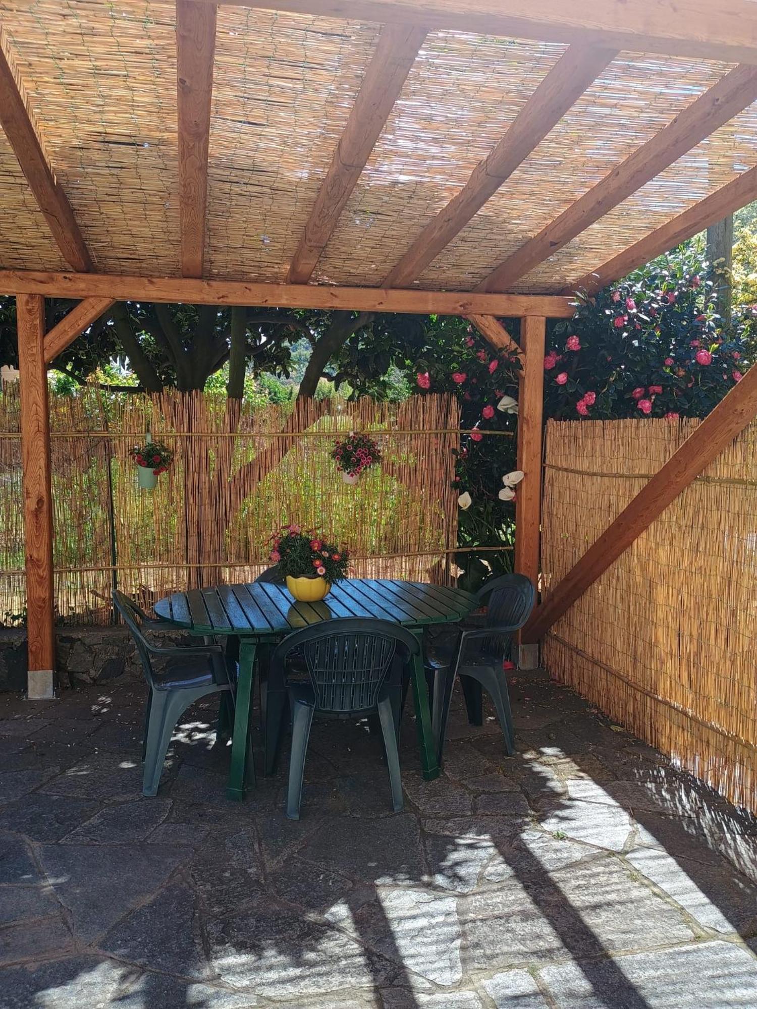 La Casa Dei Due Aranci Villa Albisola Superiore Kültér fotó